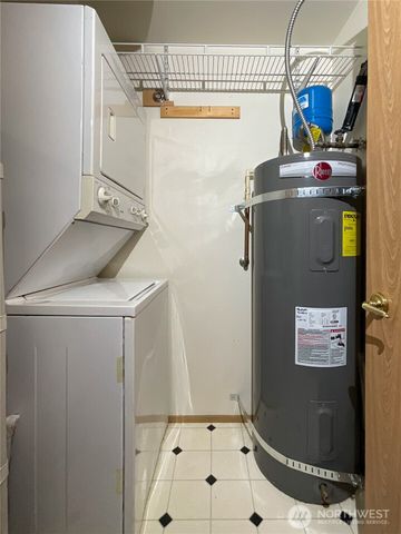 8135 NE Harrington Lane, Moses Lake, WA 98837