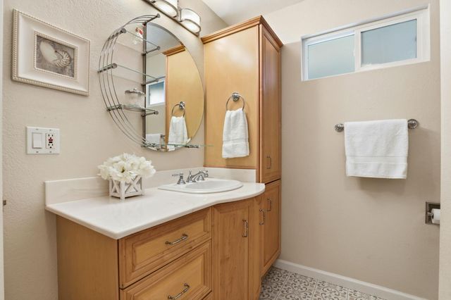 5945 Deary Way, Orangevale, CA 95662