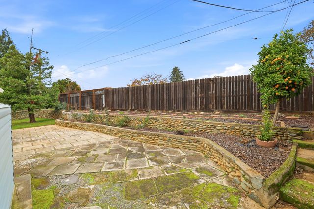 5945 Deary Way, Orangevale, CA 95662