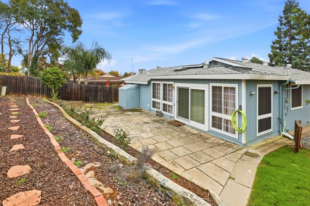 5945 Deary Way, Orangevale, CA 95662