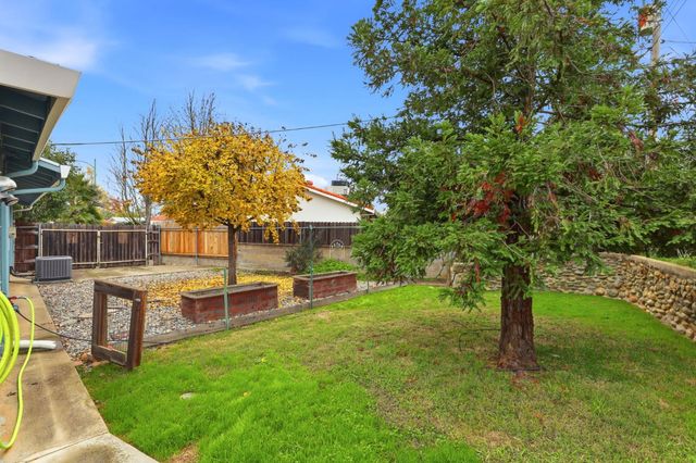 5945 Deary Way, Orangevale, CA 95662