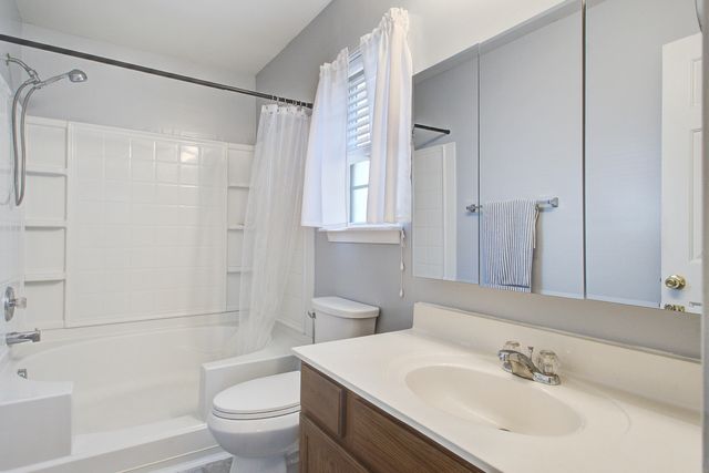 106 Mcgrady Drive, Ladson, SC 29456