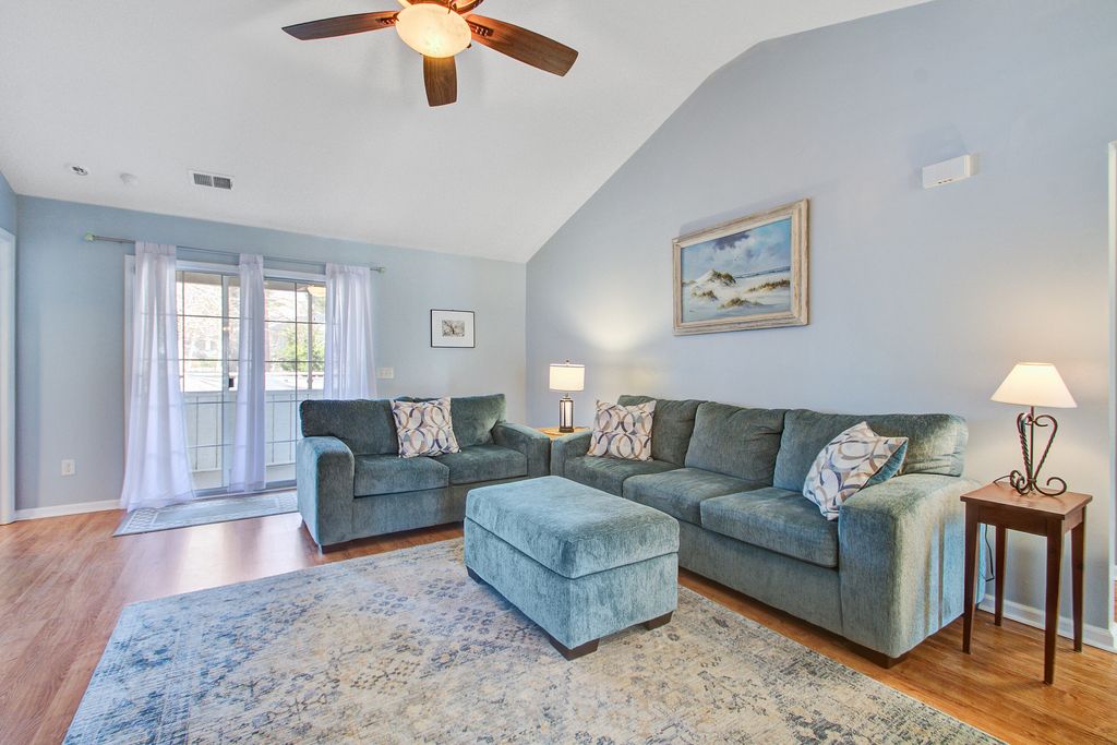 Image 10 of property listing at 106 Mcgrady Drive, Ladson, SC 29456