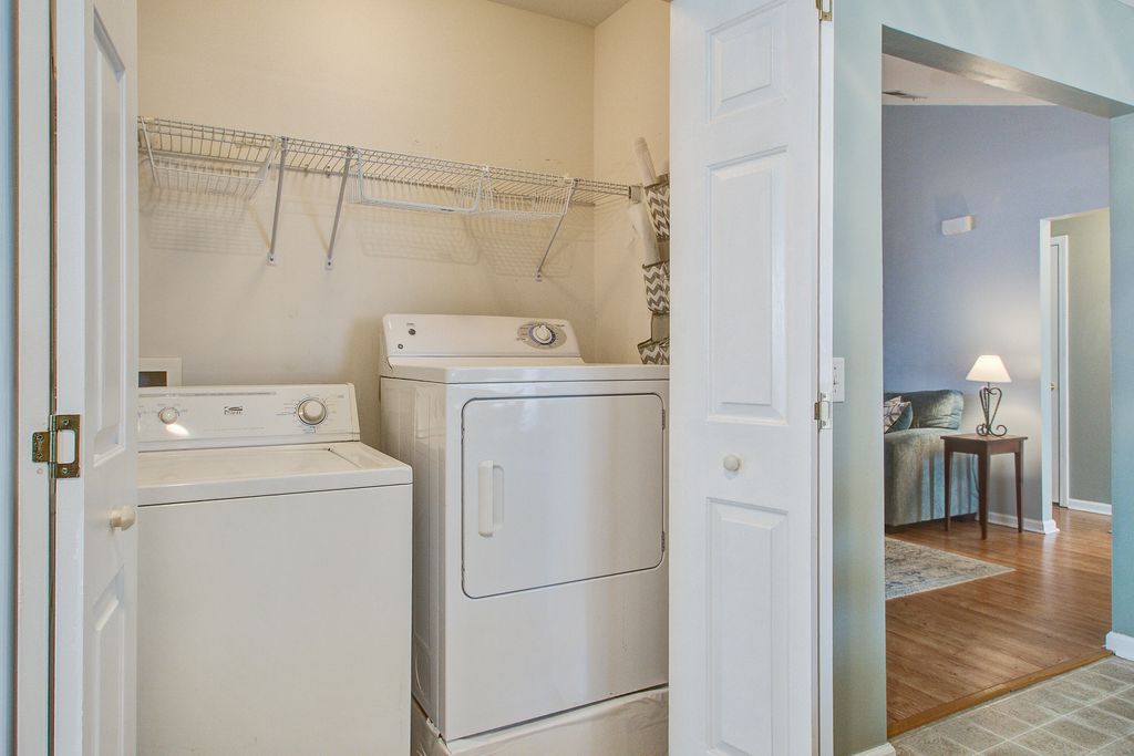 Image 15 of property listing at 106 Mcgrady Drive, Ladson, SC 29456