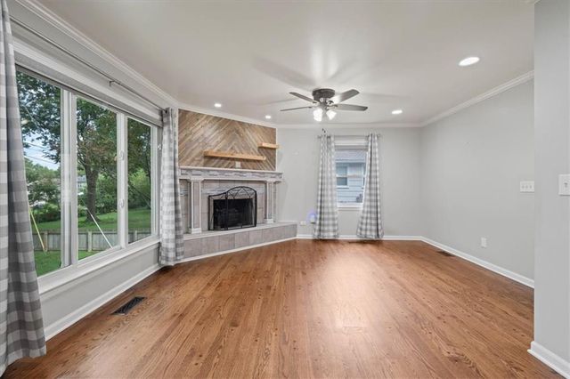 10616 Oak Street, Kansas City, MO 64114