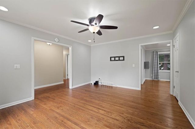 10616 Oak Street, Kansas City, MO 64114