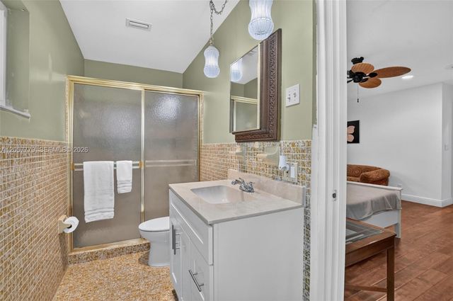 731 NW 4th Ct, Boca Raton, FL 33432