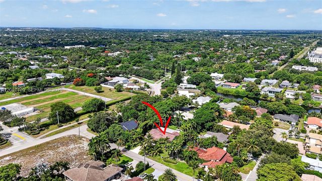 731 NW 4th Ct, Boca Raton, FL 33432