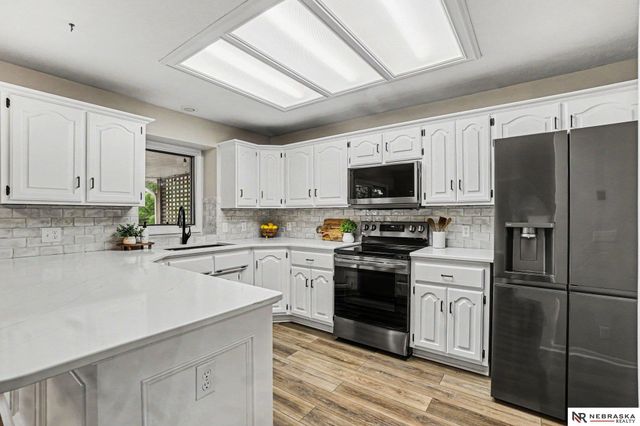 2333 N 144th Avenue, Omaha, NE 68116
