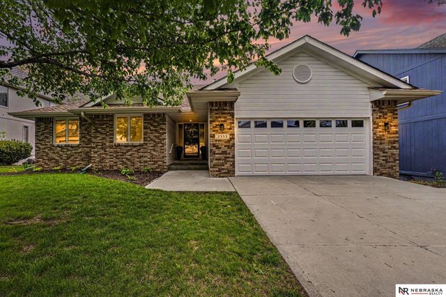 2333 N 144th Avenue, Omaha, NE 68116