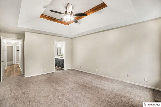2333 N 144th Avenue, Omaha, NE 68116