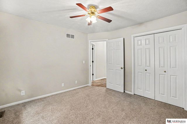2333 N 144th Avenue, Omaha, NE 68116