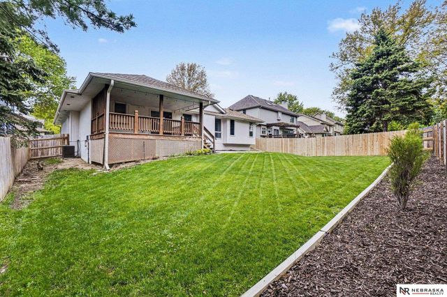 2333 N 144th Avenue, Omaha, NE 68116
