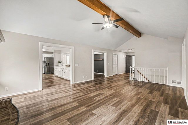 2333 N 144th Avenue, Omaha, NE 68116