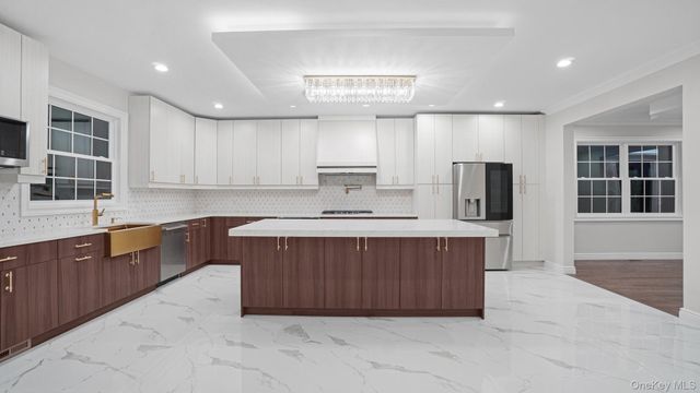 1630 Salem Road, Valley Stream, NY 11580