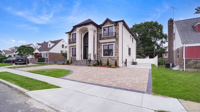 1630 Salem Road, Valley Stream, NY 11580