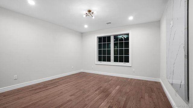 1630 Salem Road, Valley Stream, NY 11580