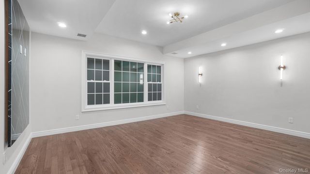 1630 Salem Road, Valley Stream, NY 11580