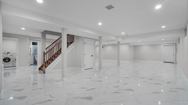 1630 Salem Road, Valley Stream, NY 11580