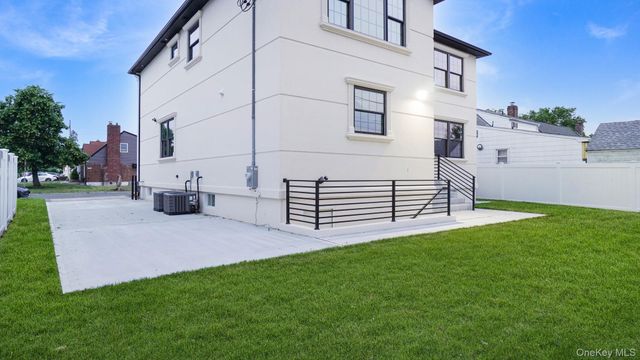 1630 Salem Road, Valley Stream, NY 11580