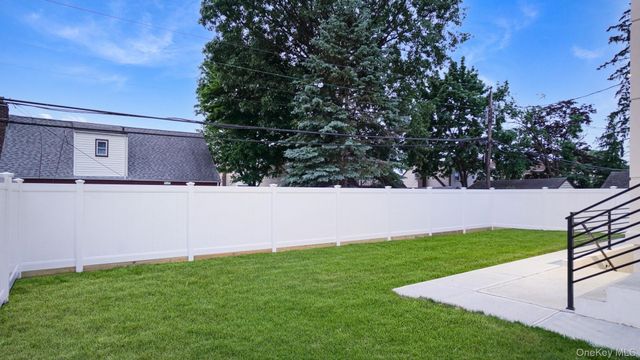 1630 Salem Road, Valley Stream, NY 11580