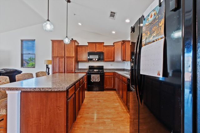 2229 Culpepper Lane, Anderson, CA 96007