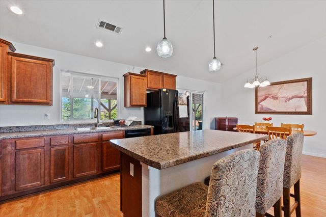 2229 Culpepper Lane, Anderson, CA 96007