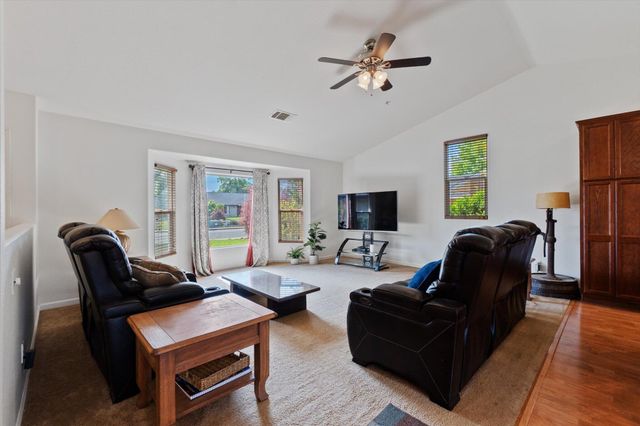 2229 Culpepper Lane, Anderson, CA 96007