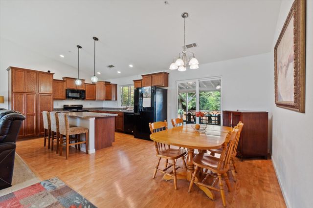 2229 Culpepper Lane, Anderson, CA 96007