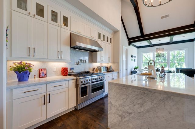 3333 Trimble Rd, Nashville, TN 37215