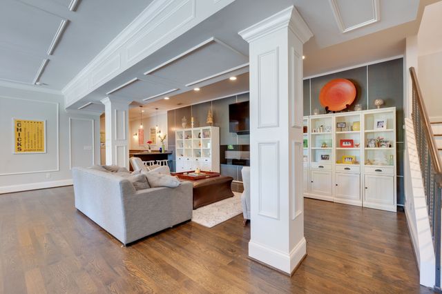 3333 Trimble Rd, Nashville, TN 37215