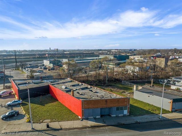 13633 Grand River Avenue, Detroit, MI 48227