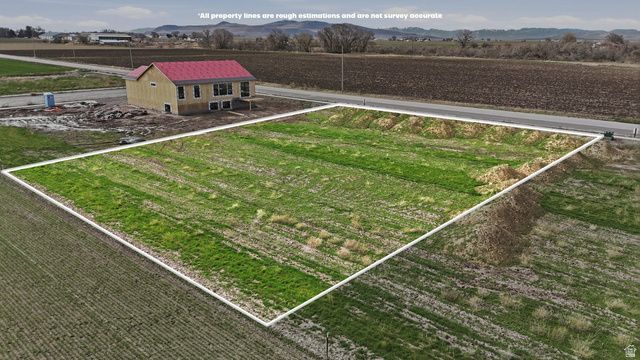 9270 N 5600 W, Elwood, UT 84337