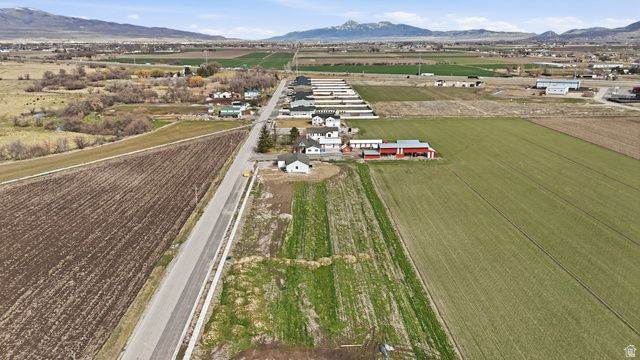 9270 N 5600 W, Elwood, UT 84337