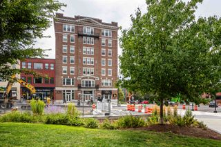 131 Main St Apt 211, Burlington, VT 05401