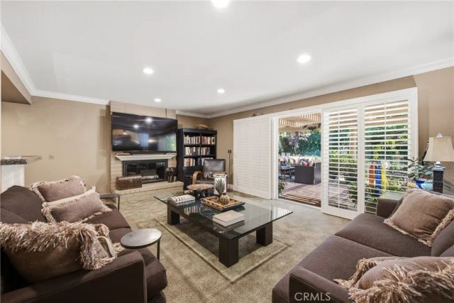 2024 Woodburn Avenue, Westlake Village, CA 91361