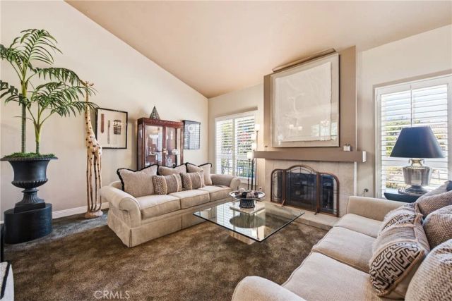 2024 Woodburn Avenue, Westlake Village, CA 91361