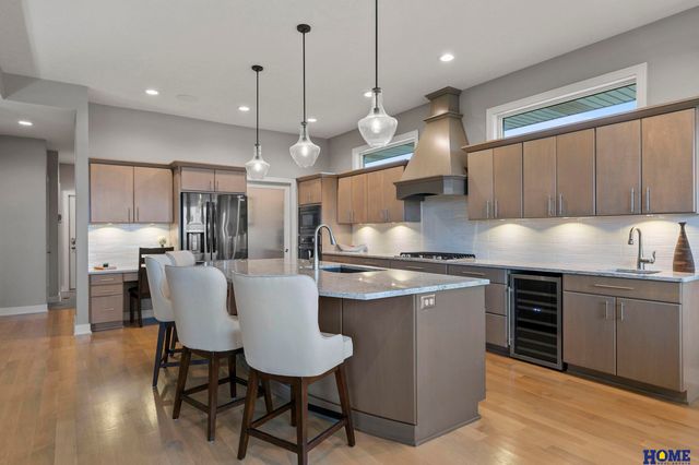 8900 Birdie Run, Lincoln, NE 68520