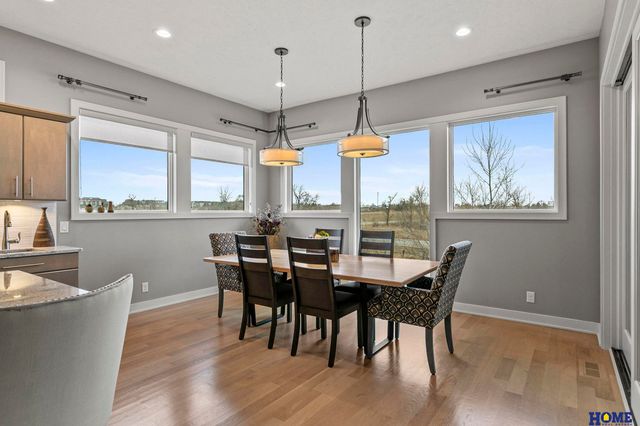 8900 Birdie Run, Lincoln, NE 68520