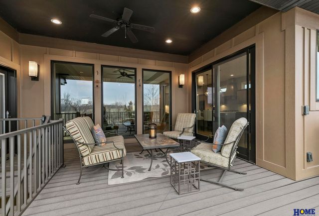 8900 Birdie Run, Lincoln, NE 68520