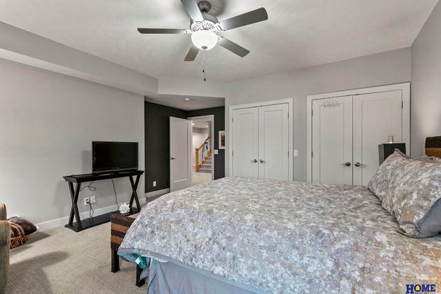 8900 Birdie Run, Lincoln, NE 68520