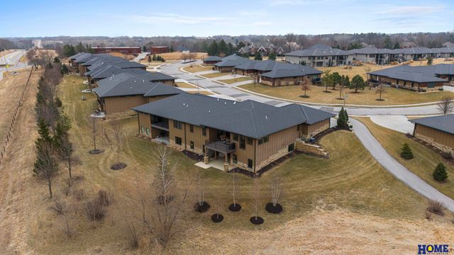 8900 Birdie Run, Lincoln, NE 68520