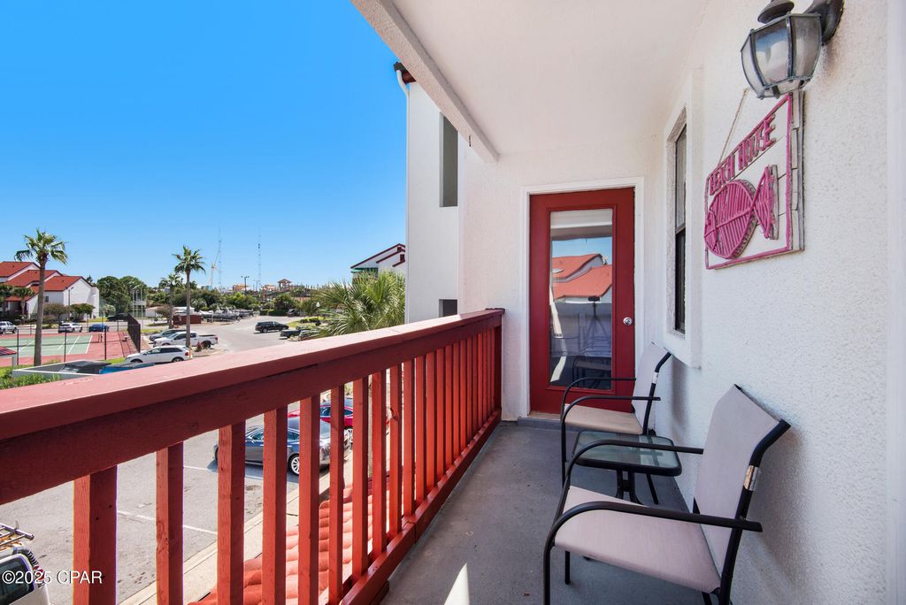 Image 6 of property listing at 8730 Thomas Drive 1211C, Panama City Beach, FL 32408