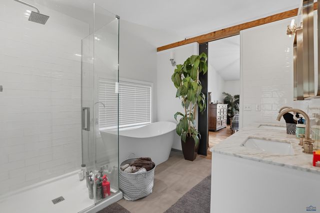 5635 SUNBURST DR, Rapid City, SD 57702