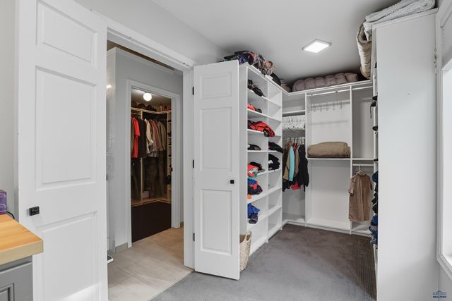 5635 SUNBURST DR, Rapid City, SD 57702