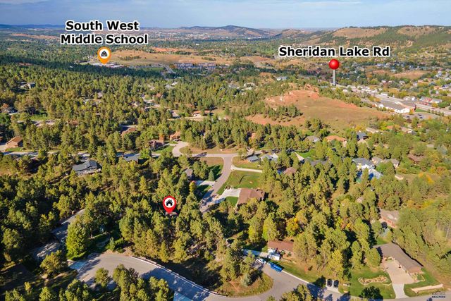 5635 SUNBURST DR, Rapid City, SD 57702