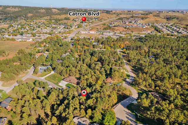 5635 SUNBURST DR, Rapid City, SD 57702