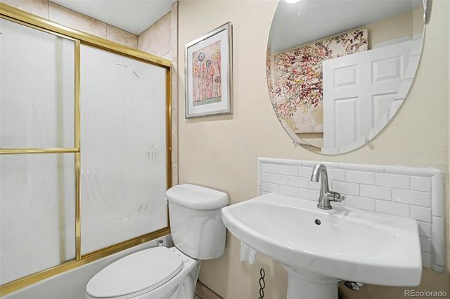 7716 S Louthan Court, Littleton, CO 80120