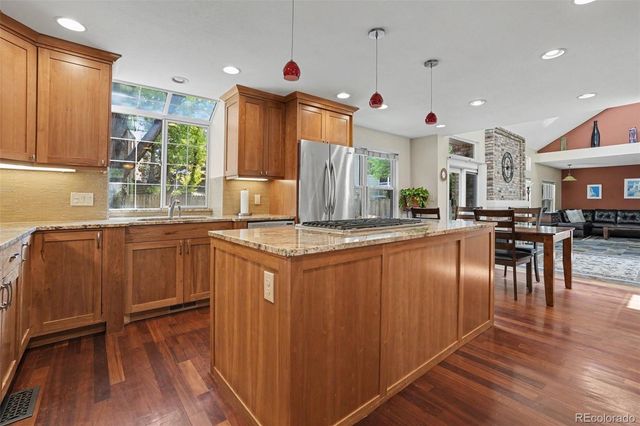 7716 S Louthan Court, Littleton, CO 80120