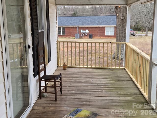 414 Spinners Drive, Cherryville, NC 28021